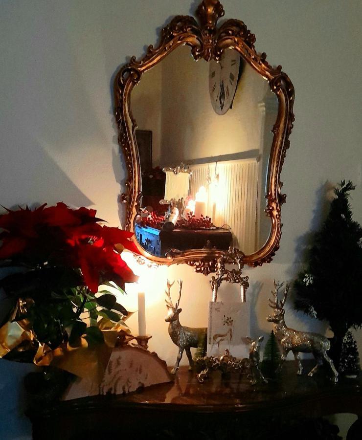 Monti Guesthouse Monti di Licciana Nardi Exteriér fotografie